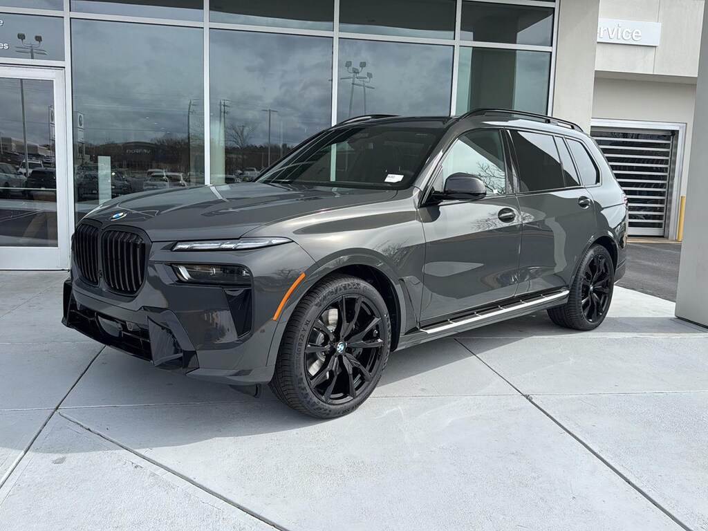 New 2026 BMW X7 xDrive40i SUV