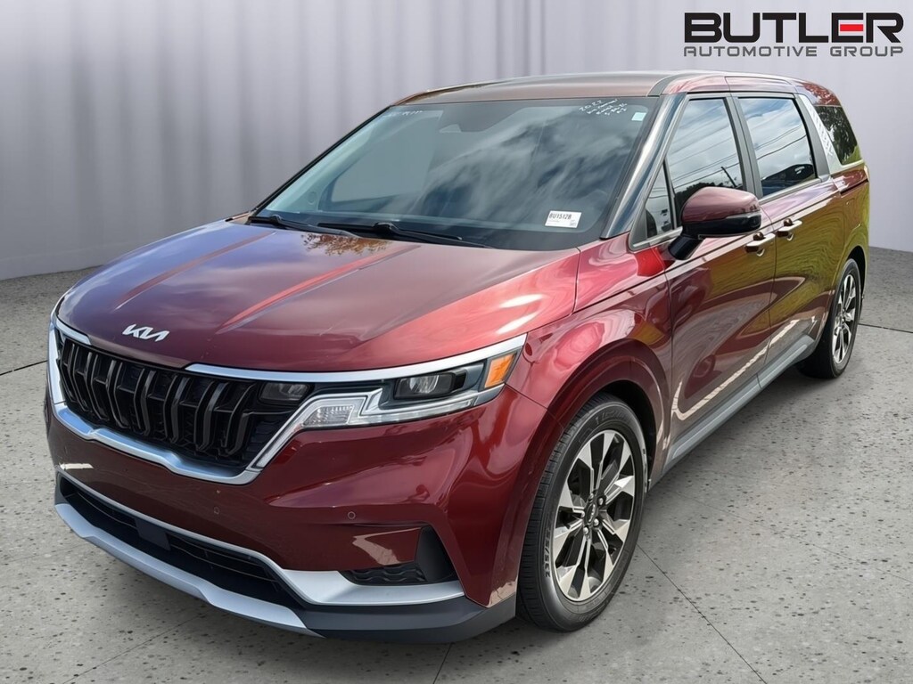 Used 2022 Kia Carnival EX MPV