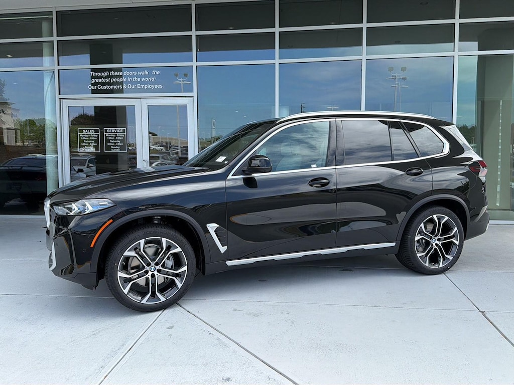 New 2026 BMW X5 sDrive40i SUV