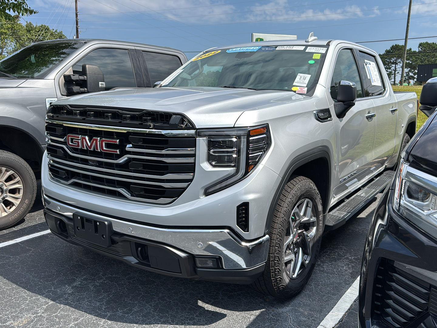 2022 Gmc Sierra 1500 SLT photo 2