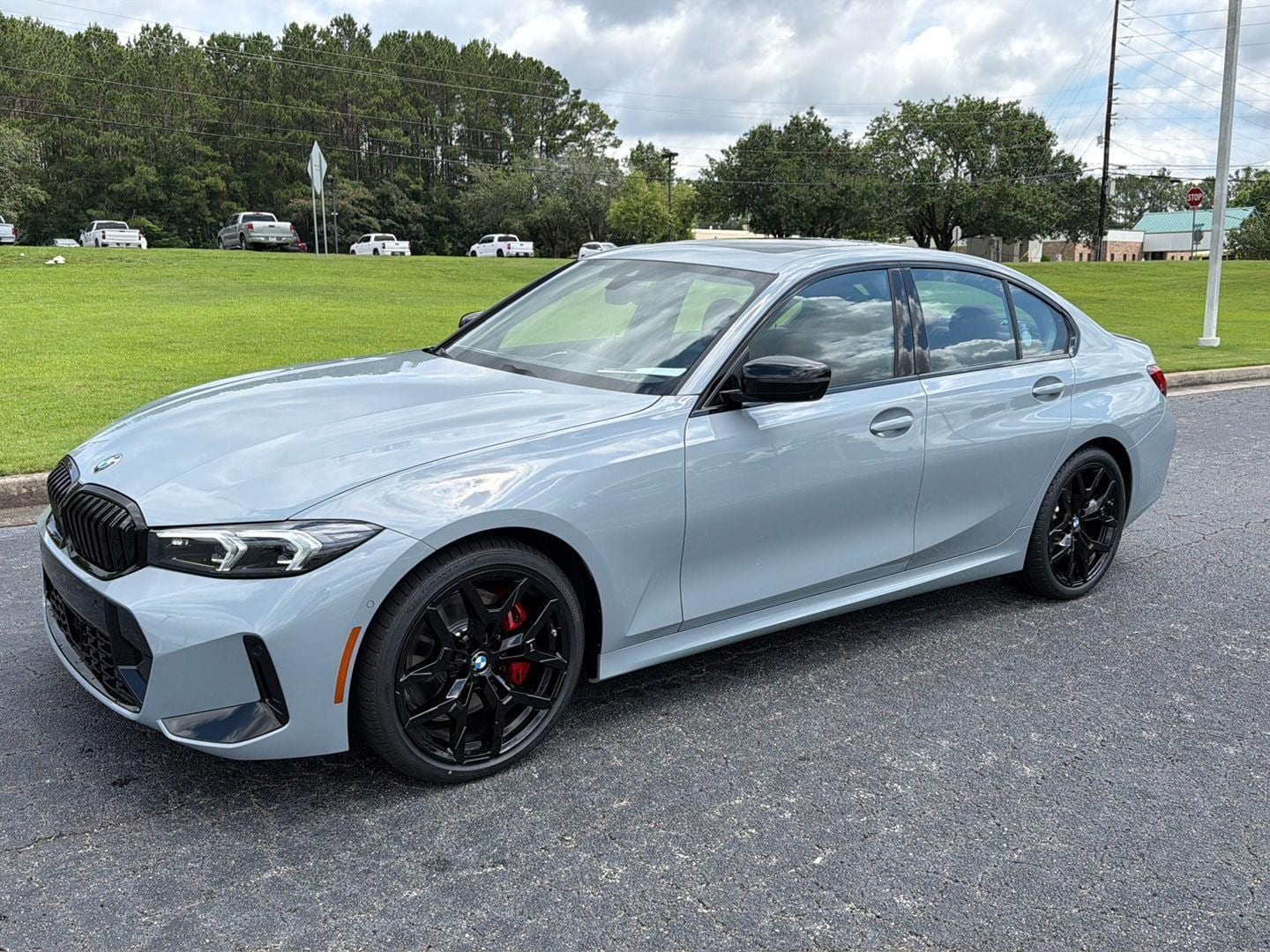 2026 BMW 330i Sedan 