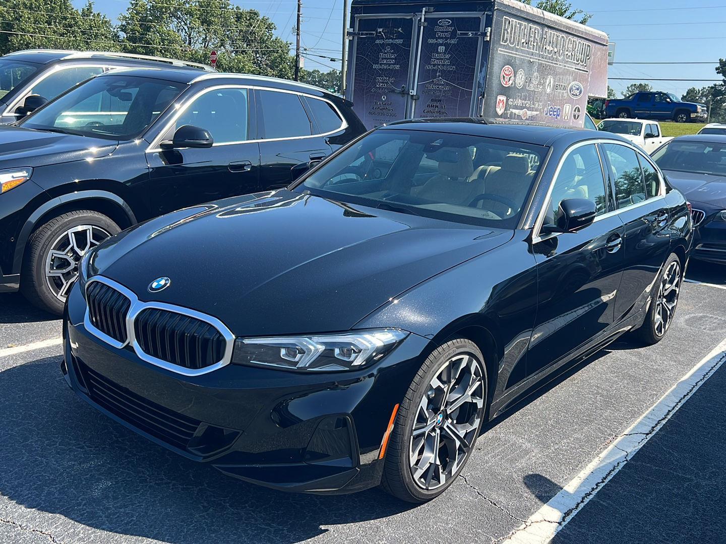 2025 Bmw 330i Sedan photo 2
