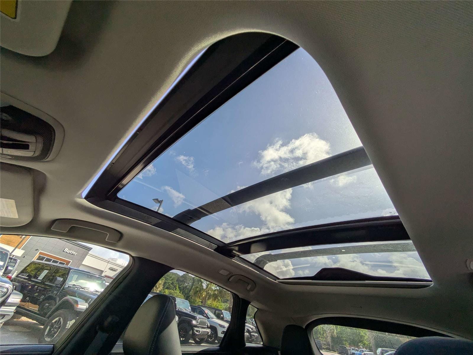 2023 INFINITI QX50 Sensory - Photo 23