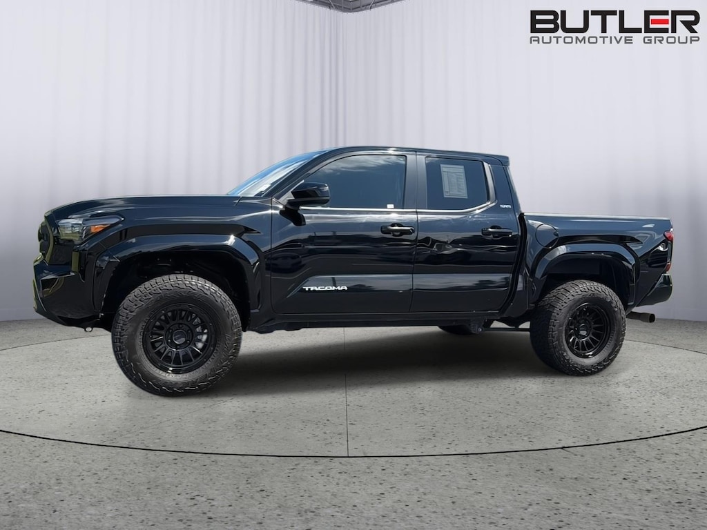 Used 2024 Toyota Tacoma SR5 Truck Double Cab