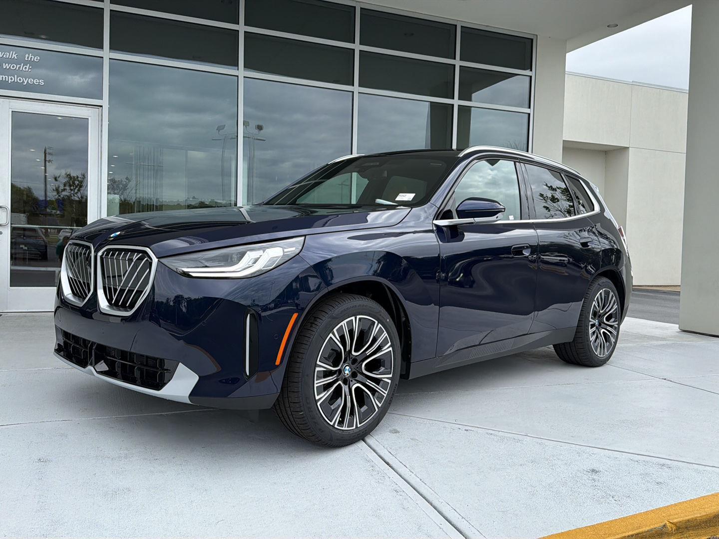 2026 BMW X3 30 XDRIVE's photo
