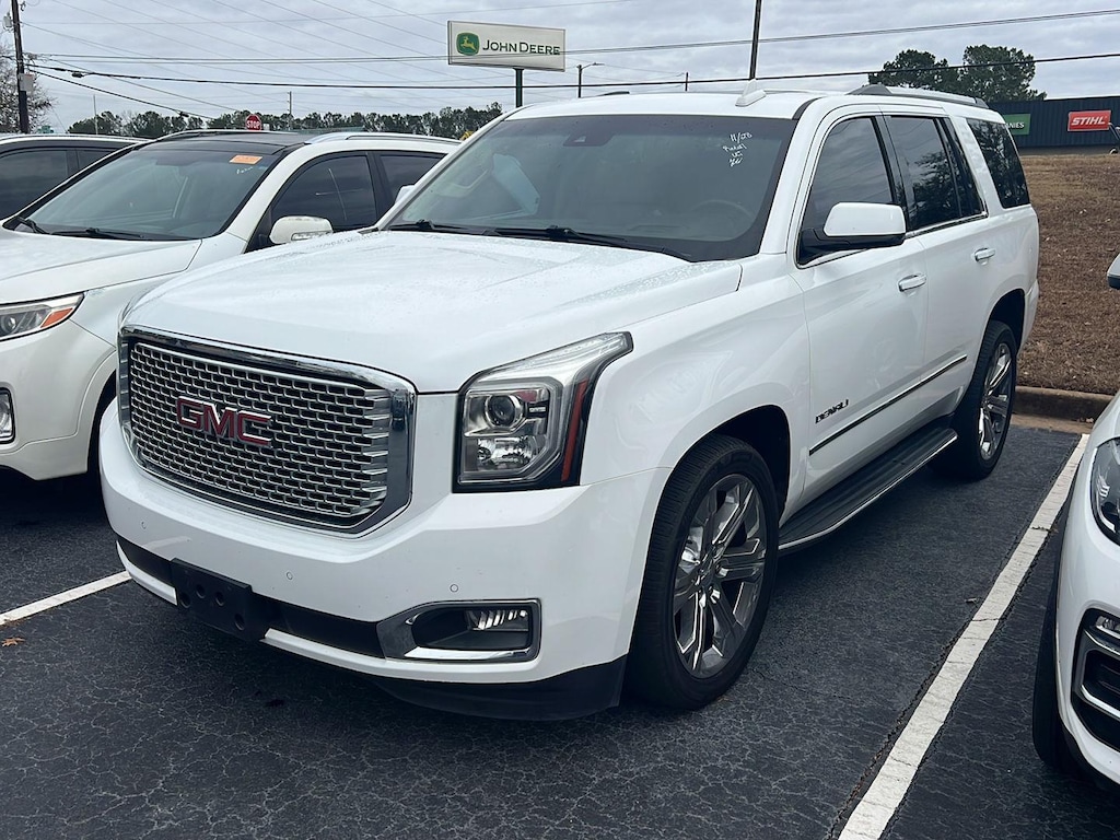 2017 Gmc Yukon Denali photo 2