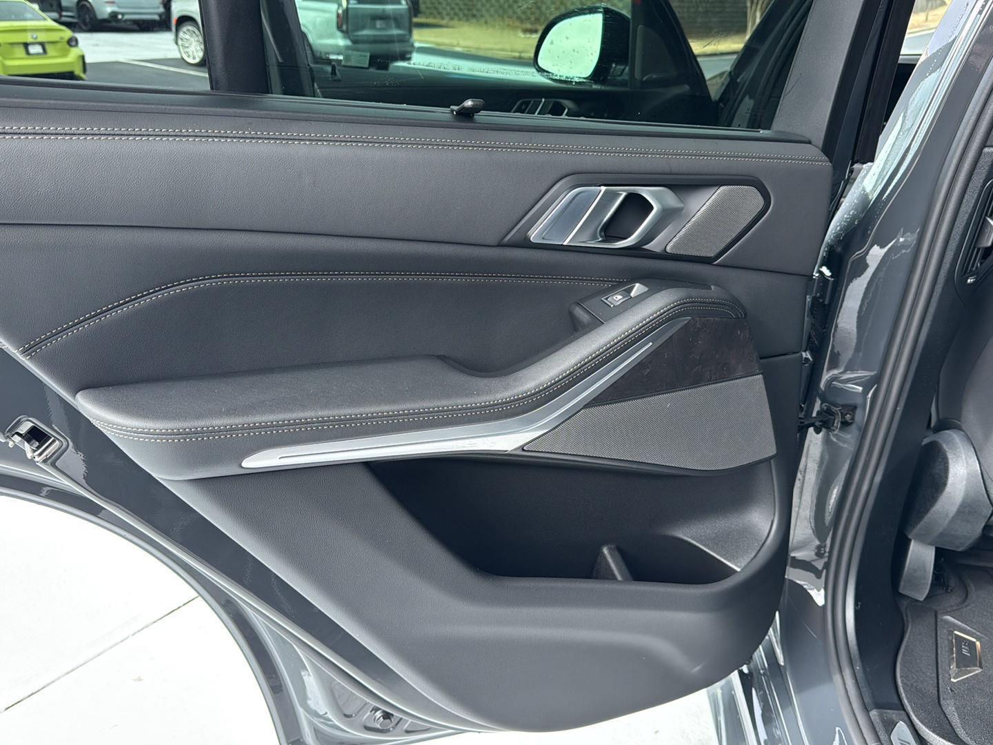2026 BMW X5 40i - Photo 16