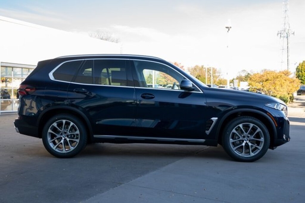 New 2026 BMW X5 xDrive40i SUV