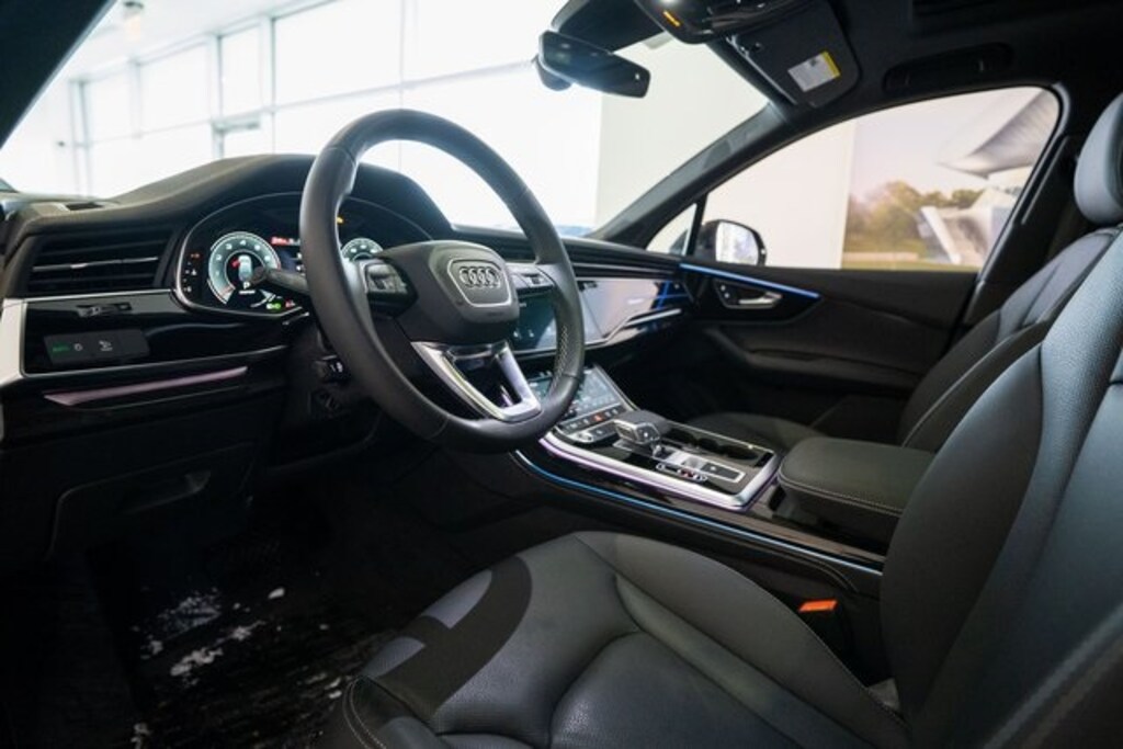 Used 2025 Audi Q7 55 Premium Plus SUV