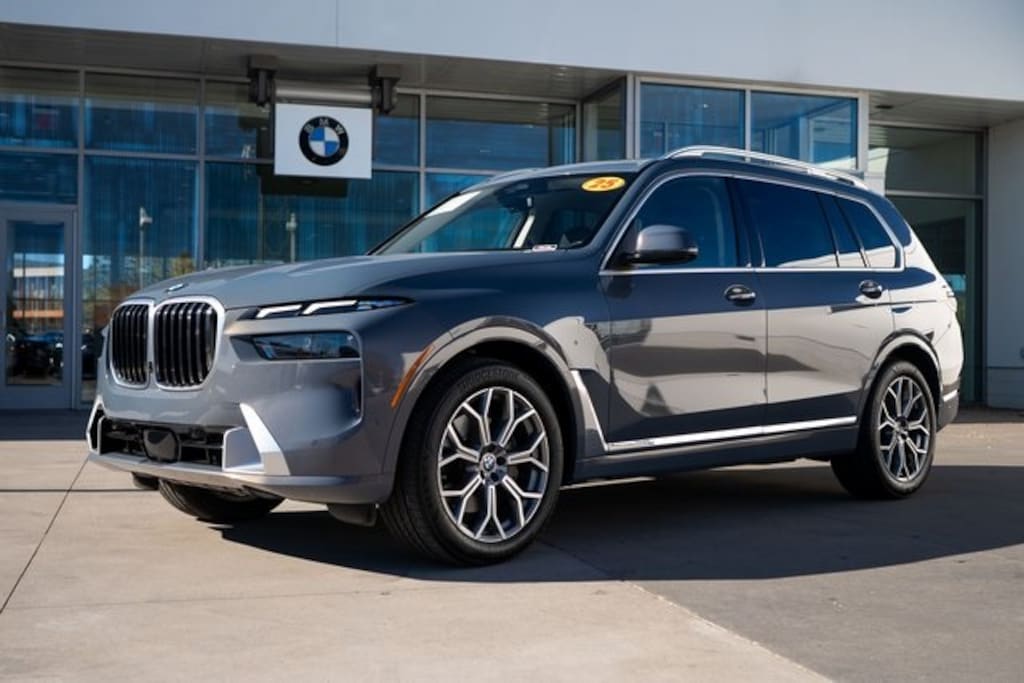Certified 2025 BMW X7 xDrive40i SUV