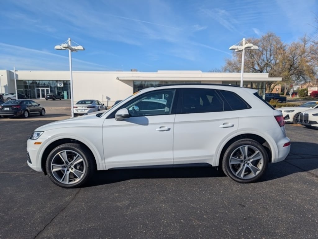 Used 2019 Audi Q5 2.0T Premium Plus SUV