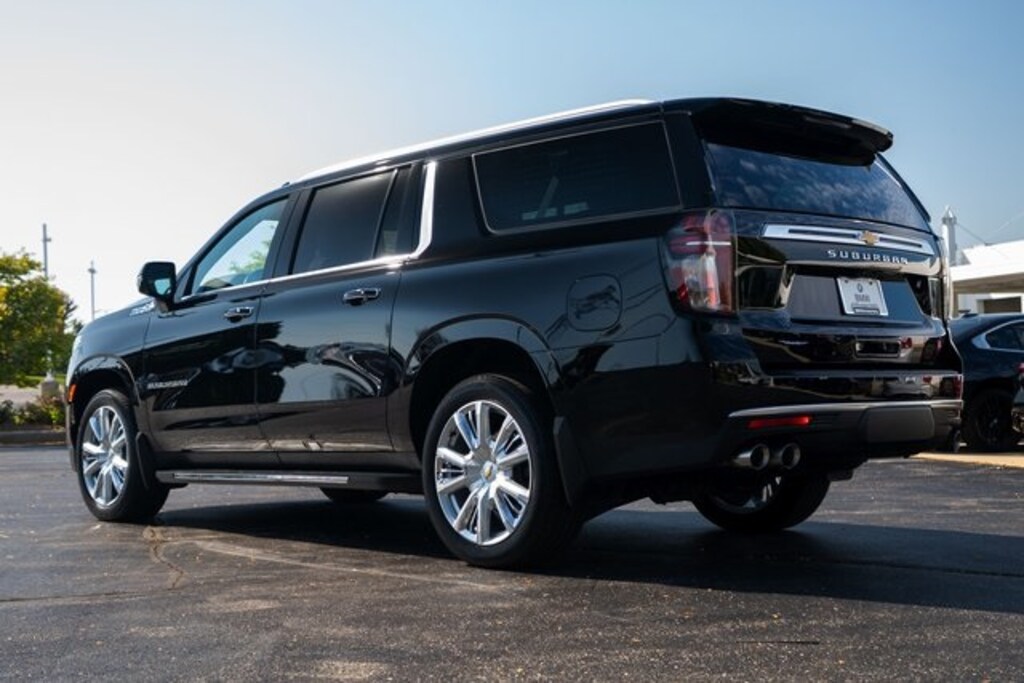 Used 2023 Chevrolet Suburban High Country SUV