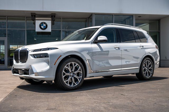 2026 BMW X7