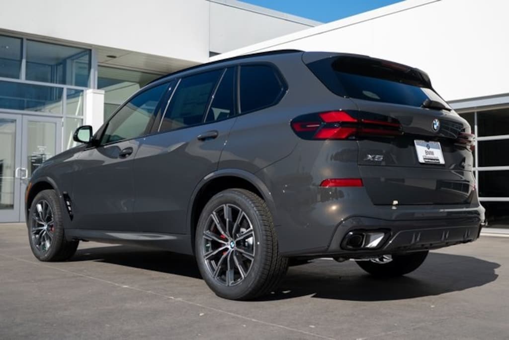 New 2026 BMW X5 xDrive40i SUV