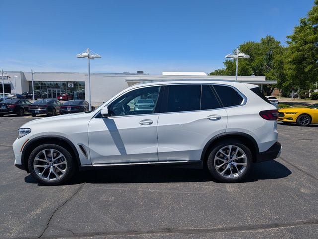 2023 BMW X5 xDrive40i's photo