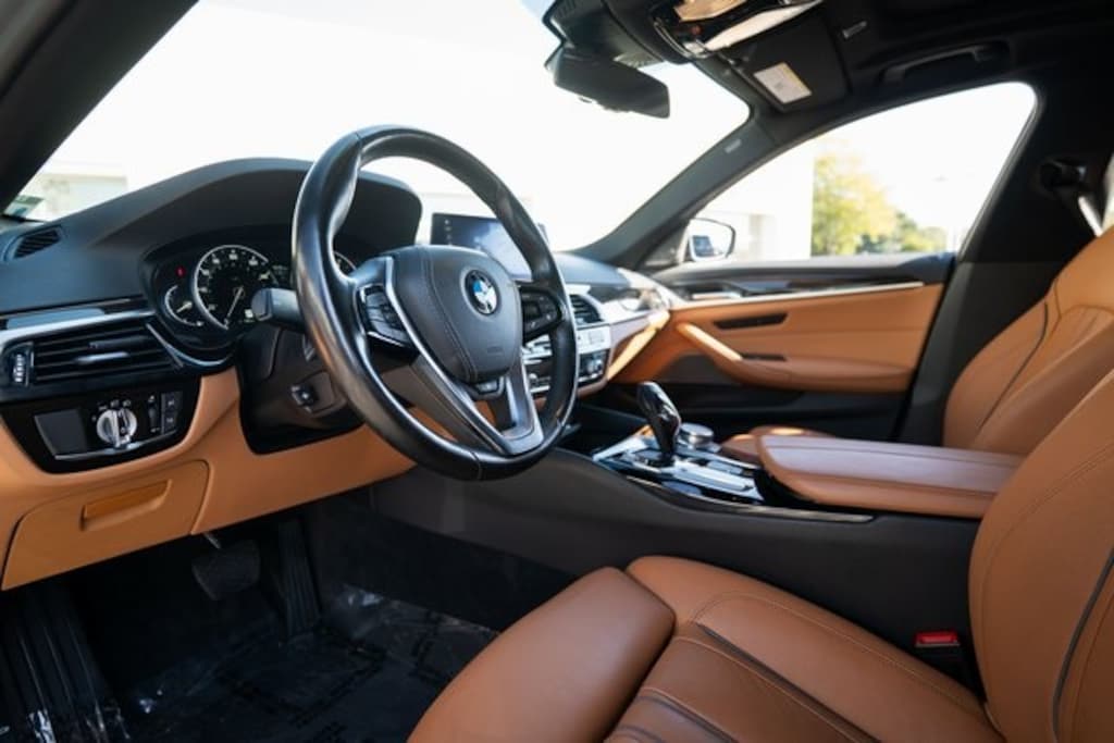 Used 2019 BMW 5 Series 530i xDrive Sedan
