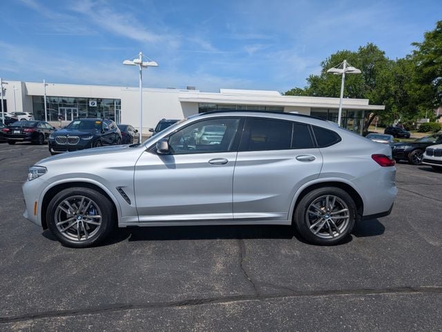 2020 BMW X4 M40i's photo