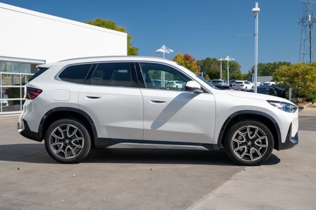 New 2026 BMW X1 xDrive28i SUV