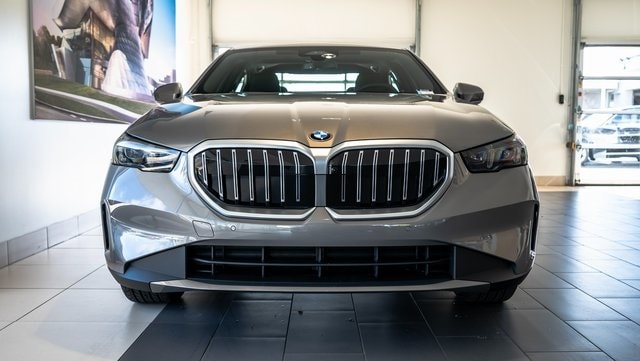 Used 2025 BMW 5 Series 530i with VIN WBA53FJ07SCT77518 for sale in Milwaukee, WI