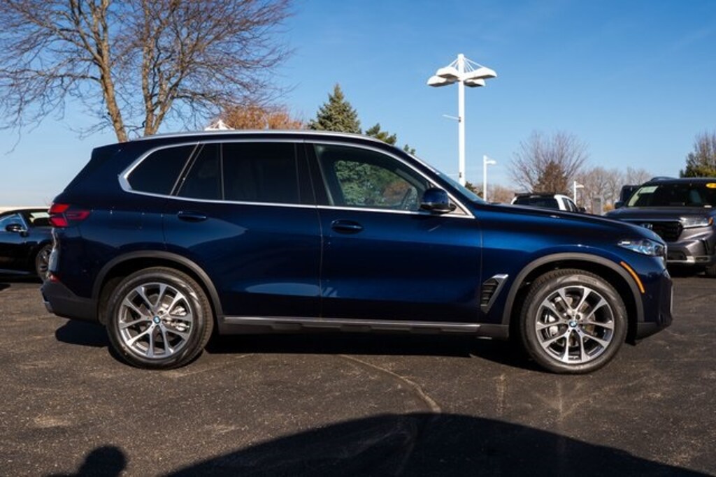 New 2026 BMW X5 xDrive40i SUV