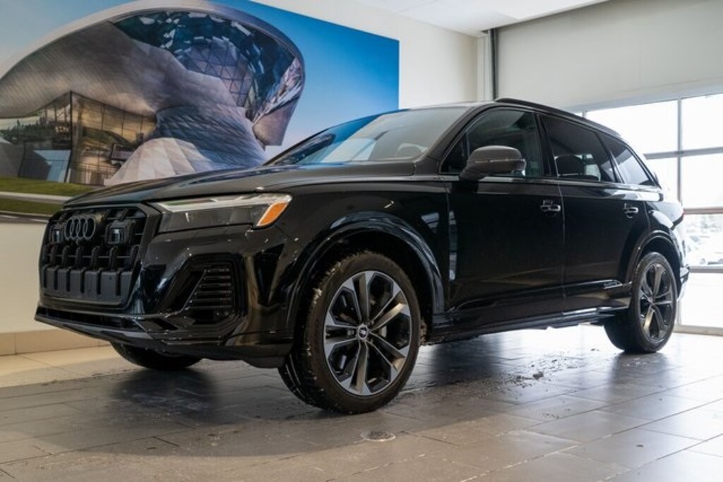 Used 2025 Audi Q7 55 Premium Plus SUV