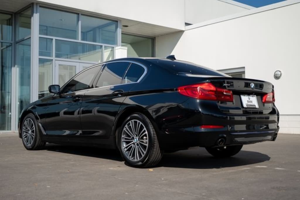 Used 2019 BMW 5 Series 530i xDrive Sedan