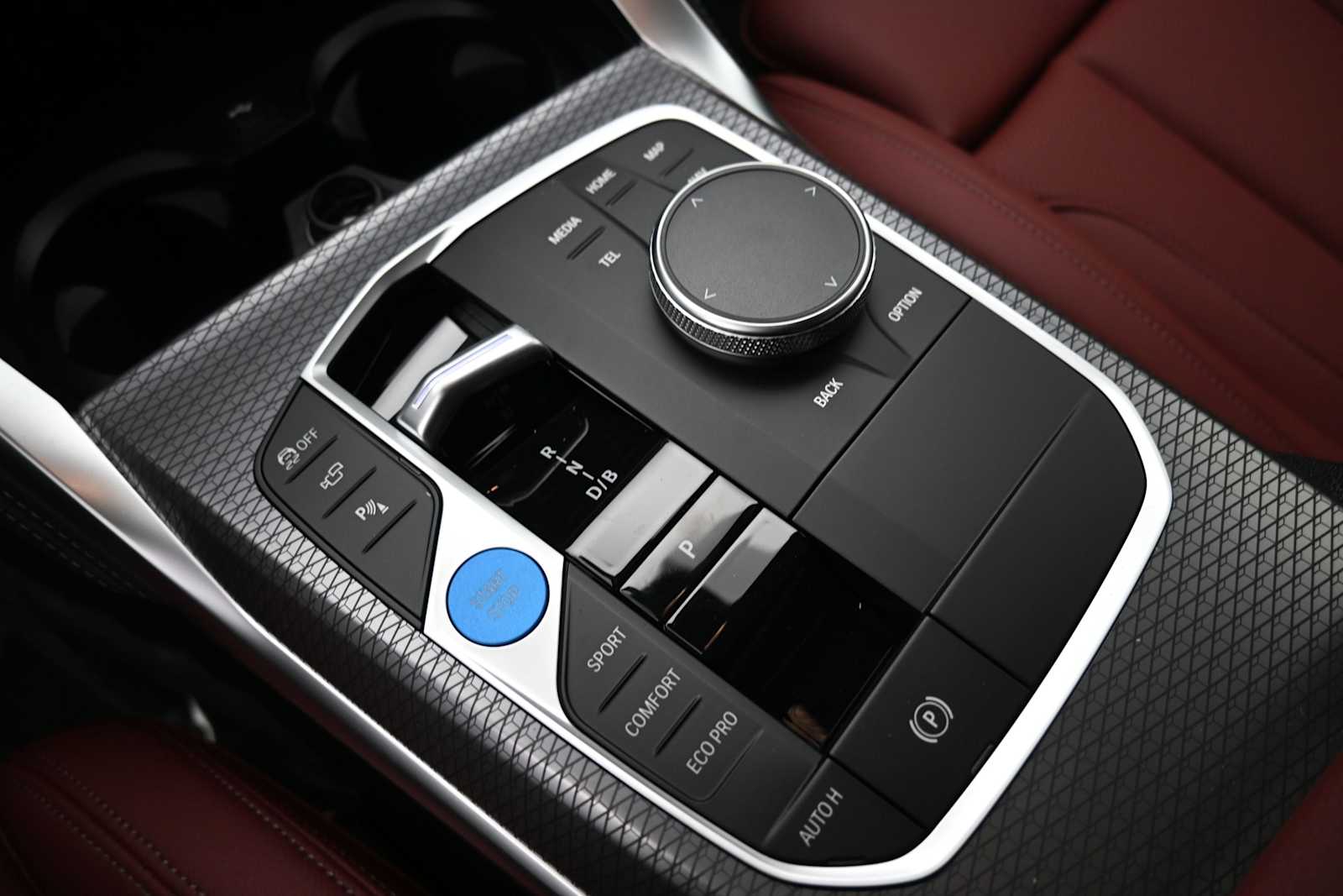 Thumbnail: 2026 BMW i4 - 12