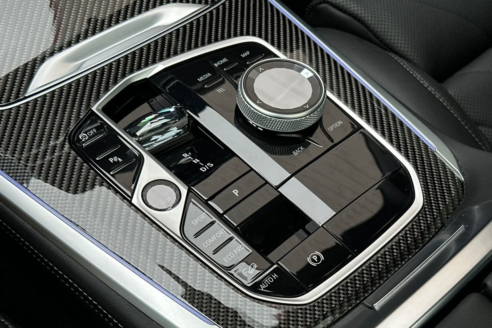 Thumbnail: 2025 BMW X5 - 24