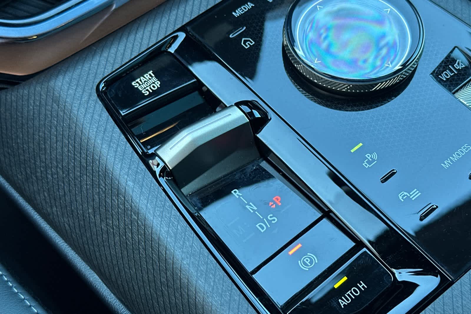 Thumbnail: 2025 BMW X3 - 23