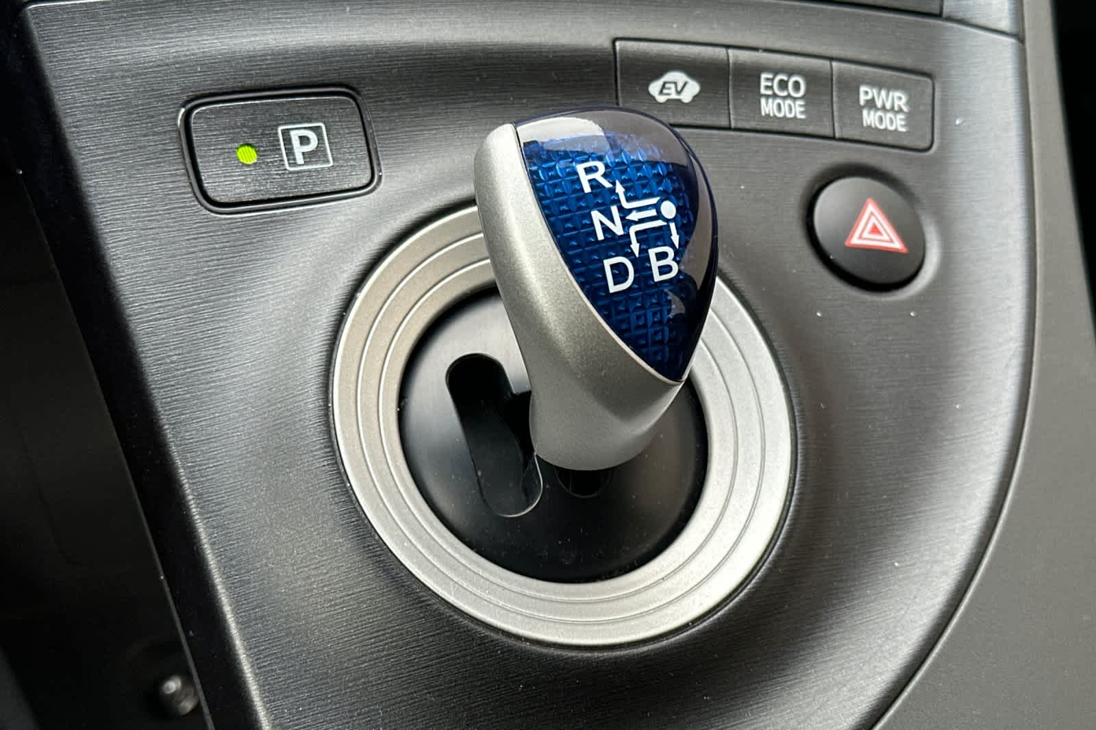Thumbnail: 2010 Toyota Prius - 23