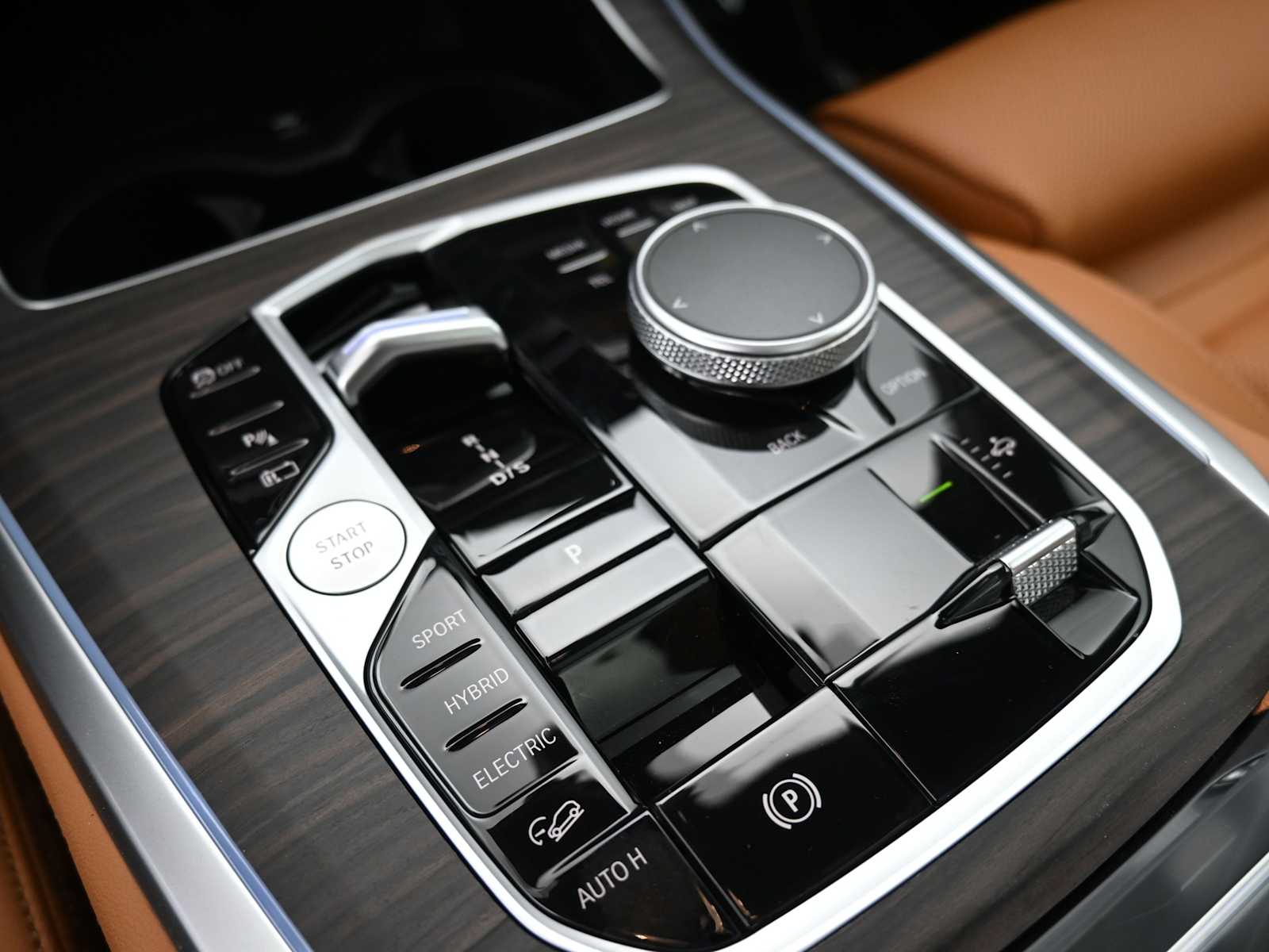 Thumbnail: 2026 BMW X5 - 11