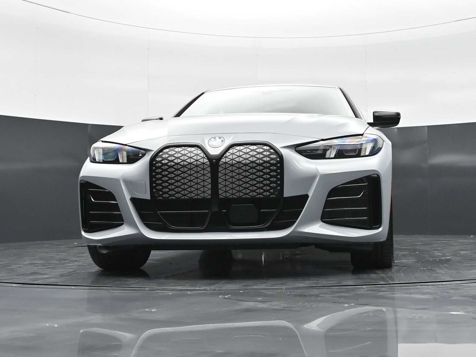 Thumbnail: 2026 BMW i4 - 26