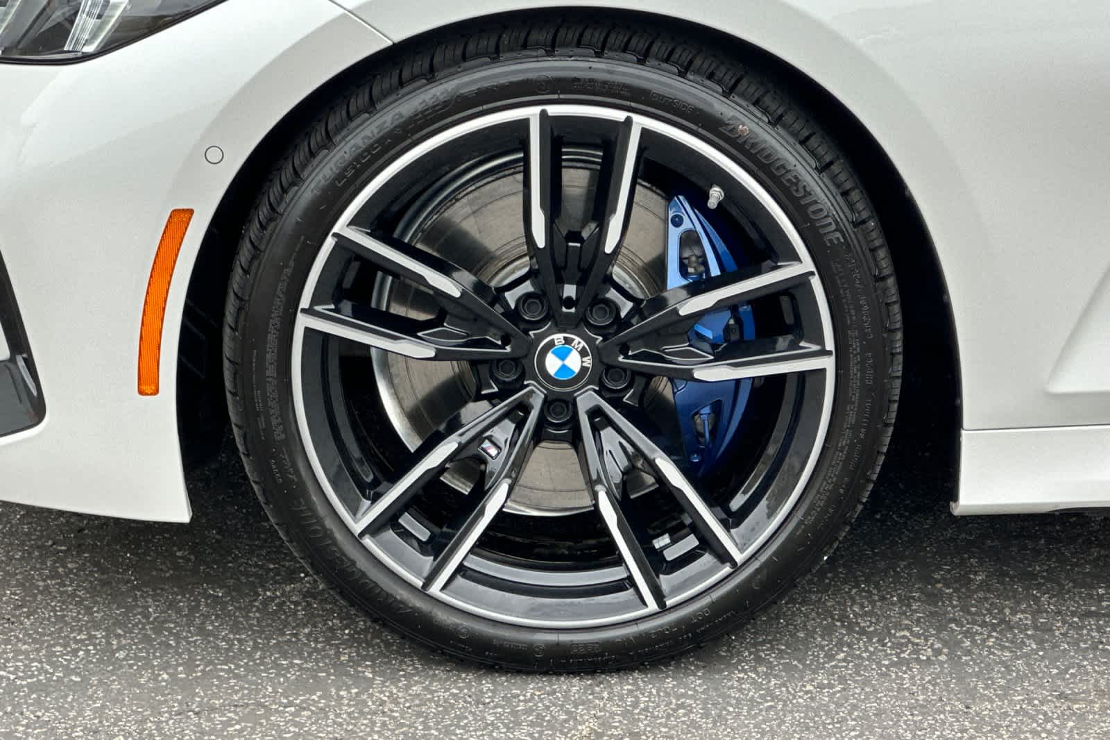 Thumbnail: 2024 BMW 3 Series - 28