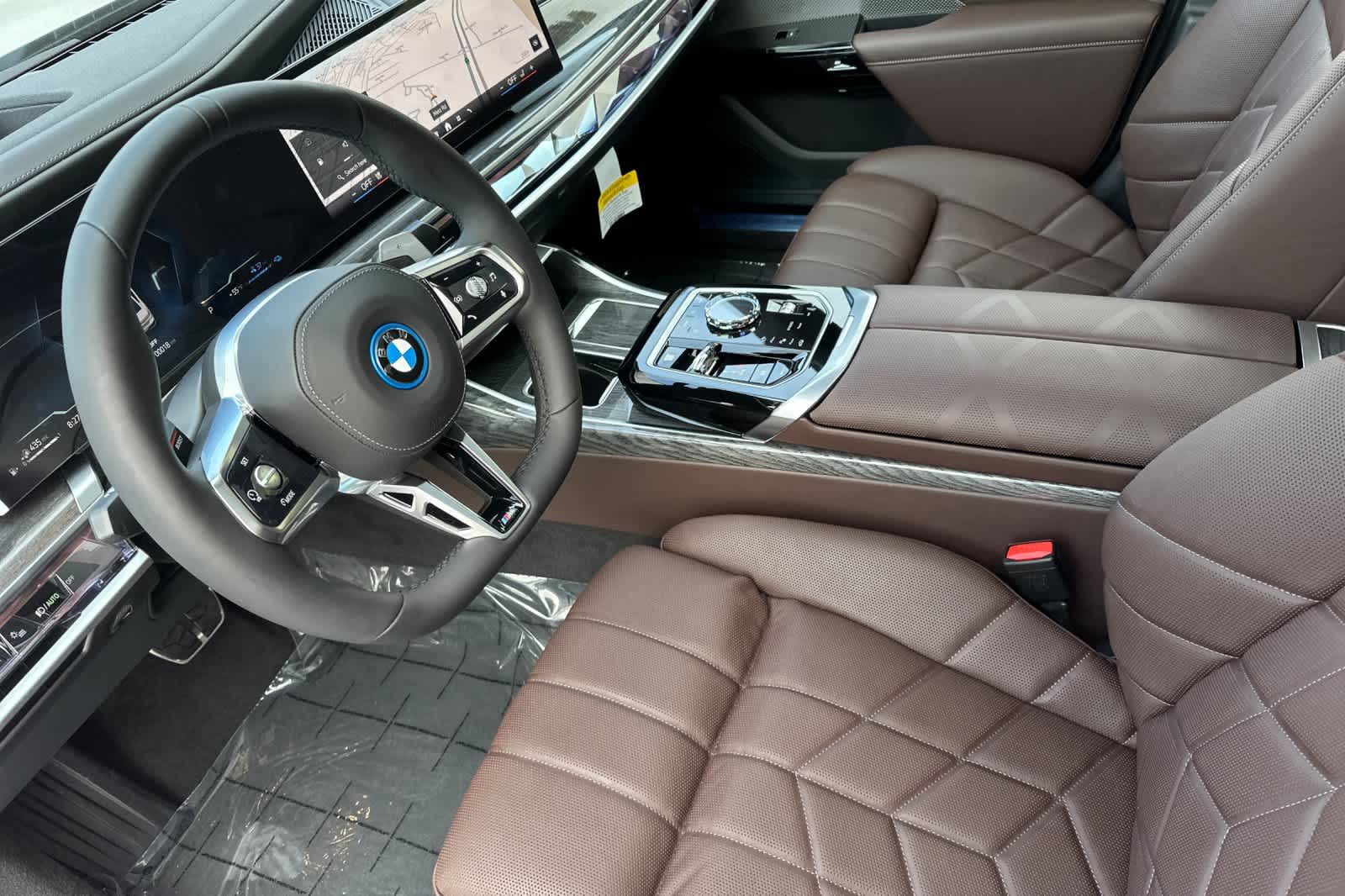 Thumbnail: 2025 BMW 7 Series - 12