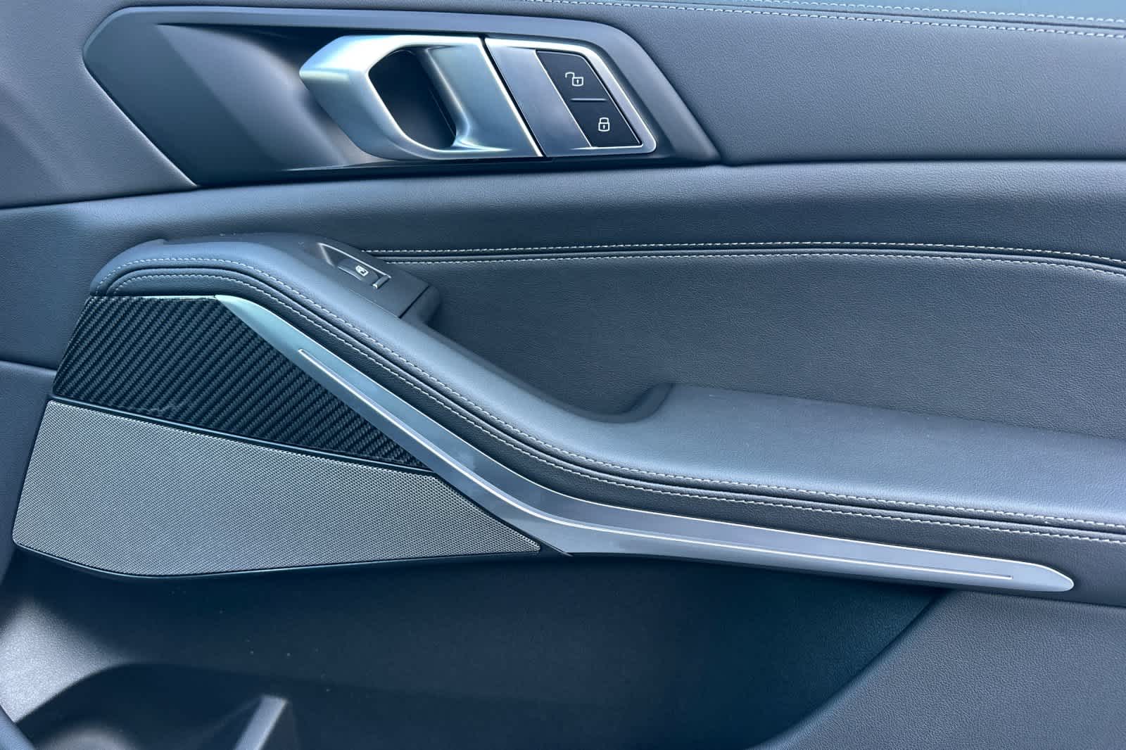 Thumbnail: 2026 BMW X5 - 19