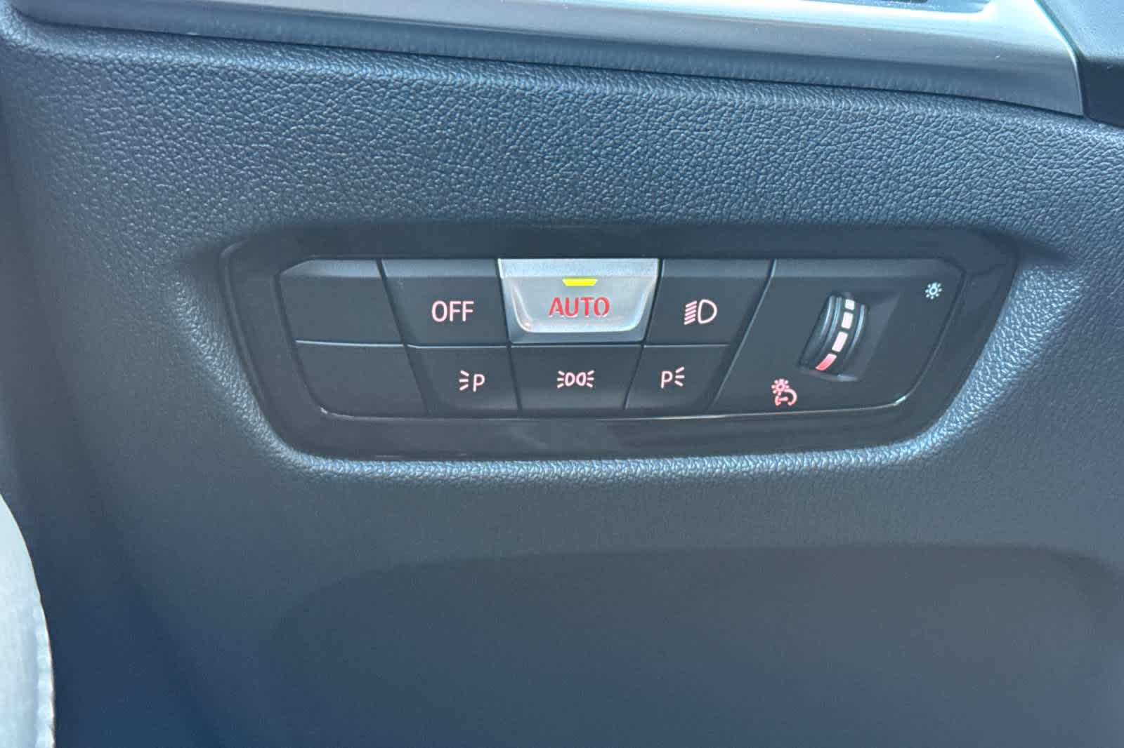 Thumbnail: 2025 BMW 4 Series - 31