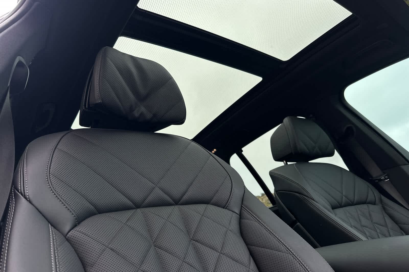 Thumbnail: 2025 BMW X5 - 18