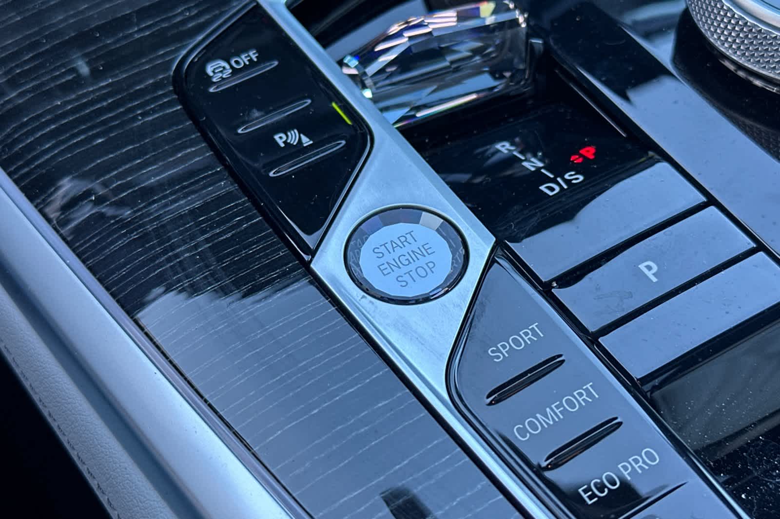 Thumbnail: 2025 BMW X7 - 26