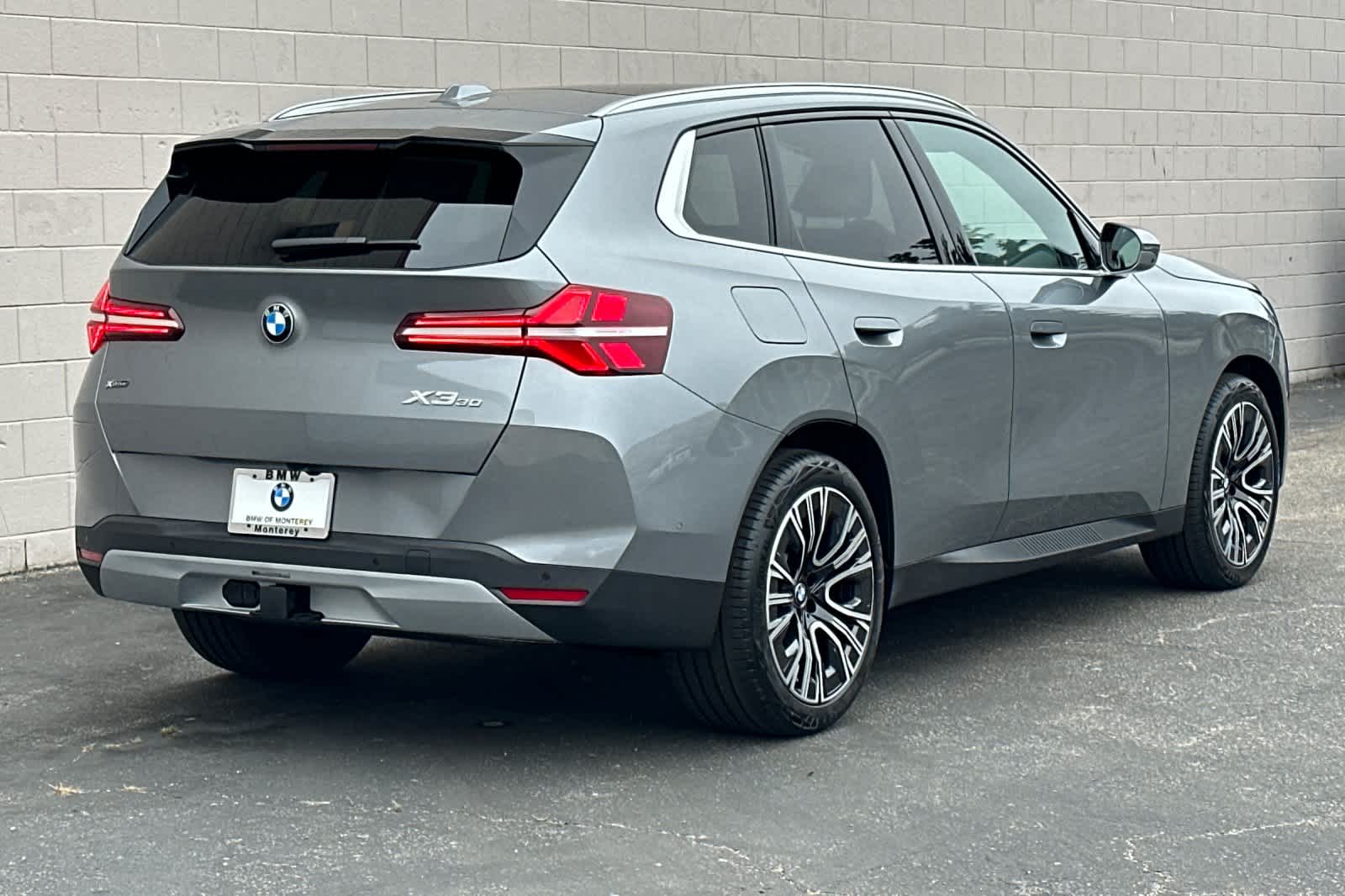 Thumbnail: 2026 BMW X3 - 2