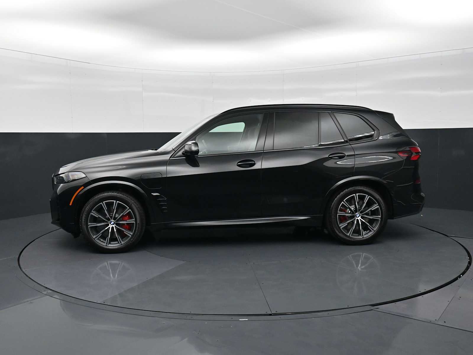 Thumbnail: 2026 BMW X5 - 8