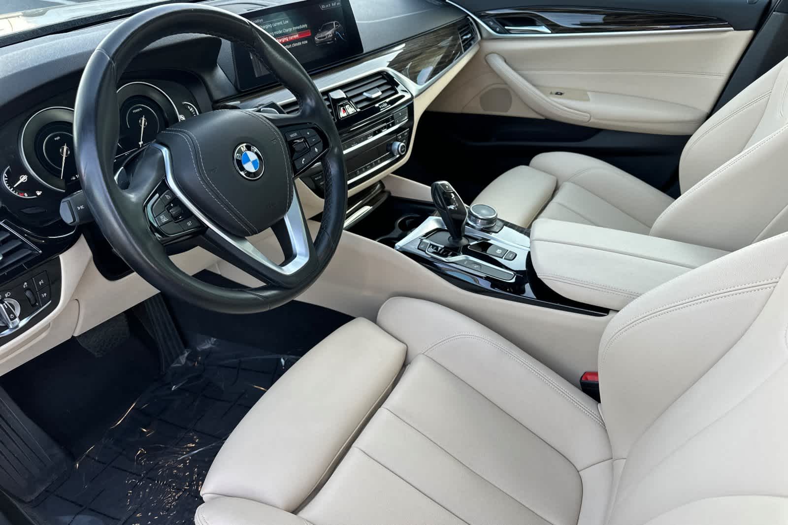 Thumbnail: 2019 BMW 5 Series - 11