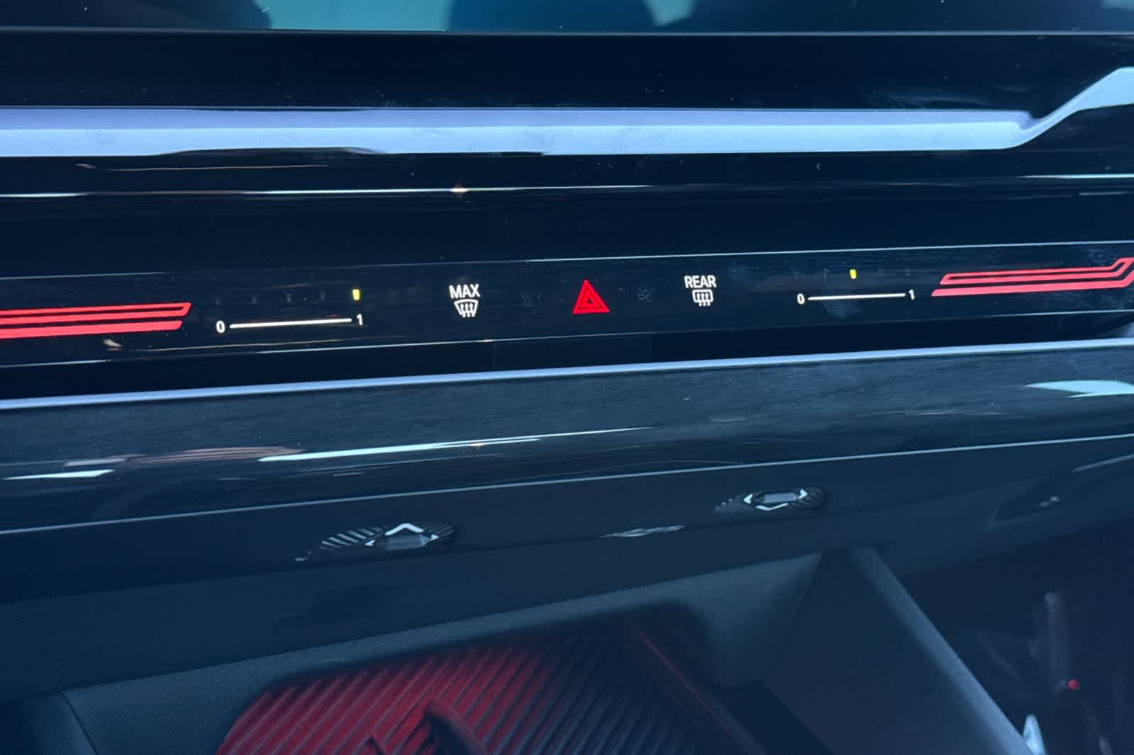 Thumbnail: 2025 BMW 5 Series - 21