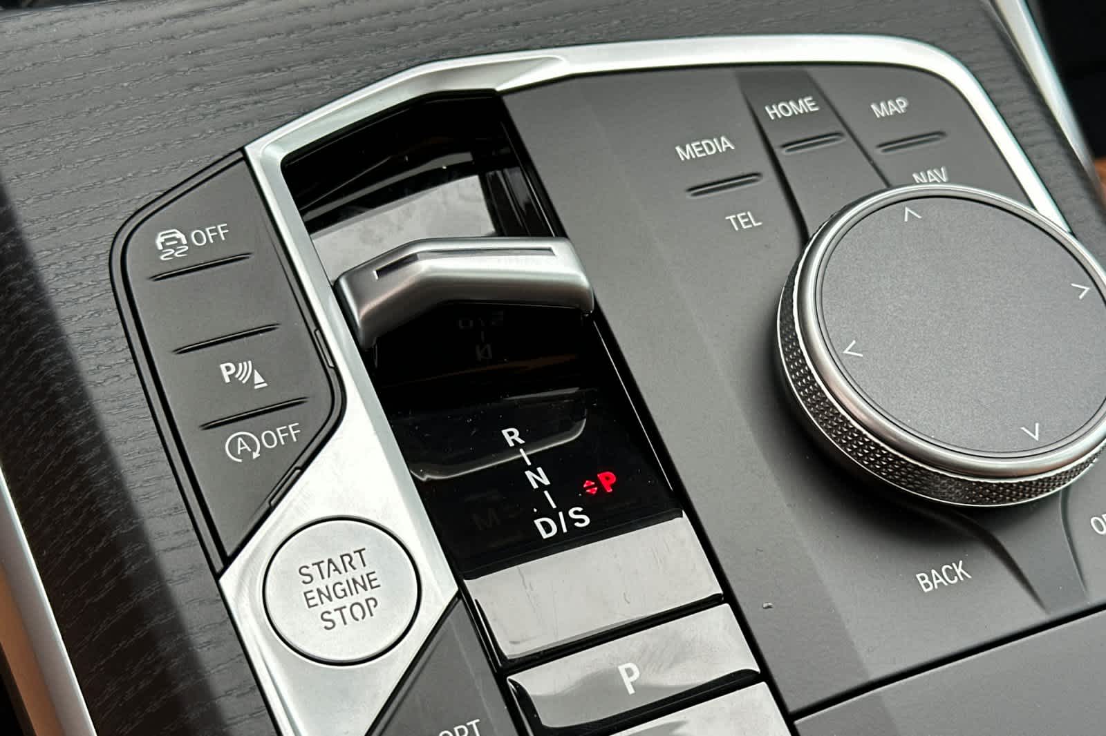 Thumbnail: 2026 BMW 3 Series - 24