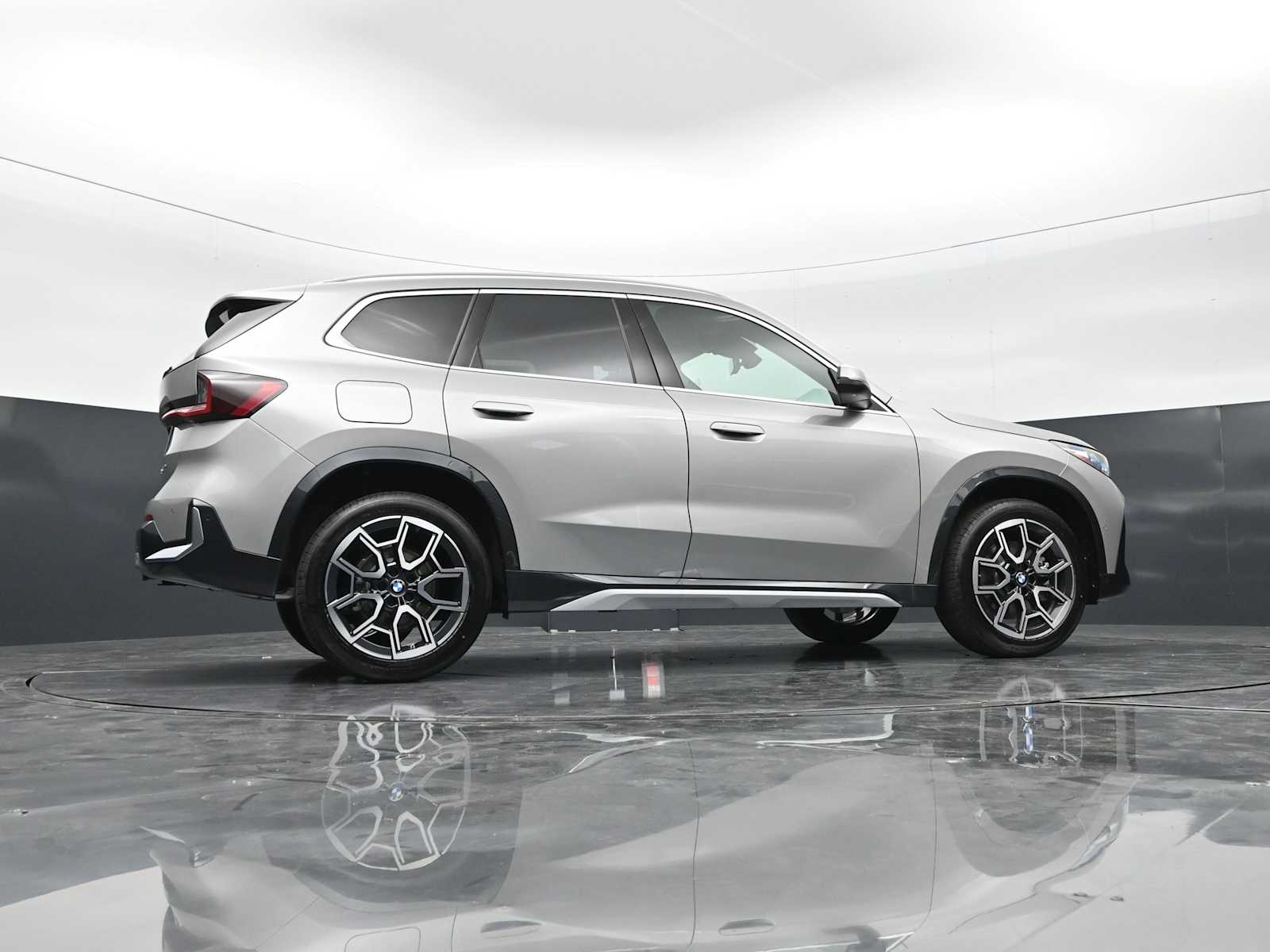 Thumbnail: 2026 BMW X1 - 26