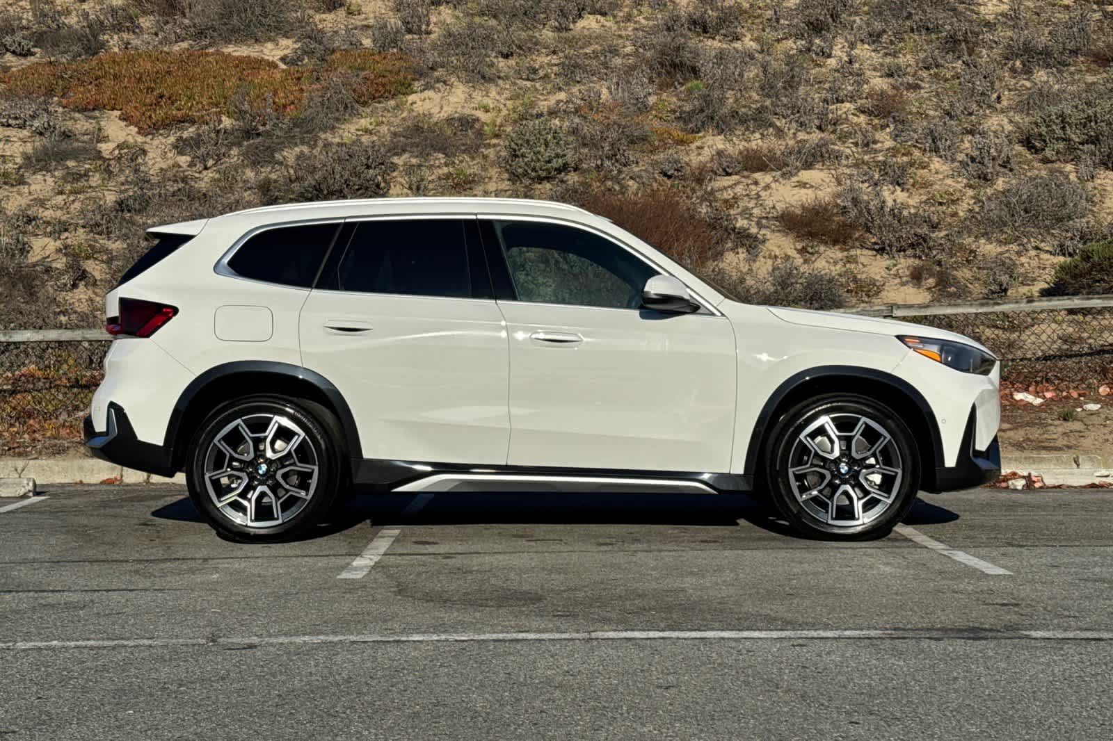 Thumbnail: 2026 BMW X1 - 8