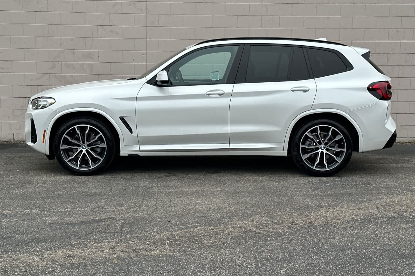 2022 BMW X3 xDrive30i 10