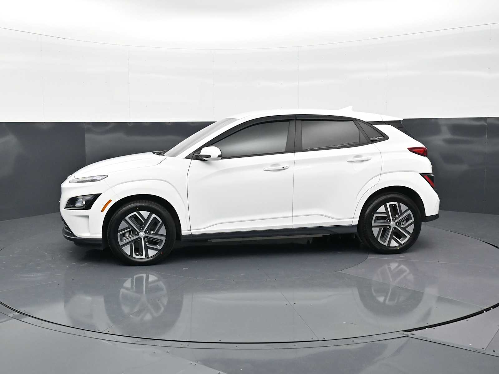 Thumbnail: 2023 Hyundai Kona - 7