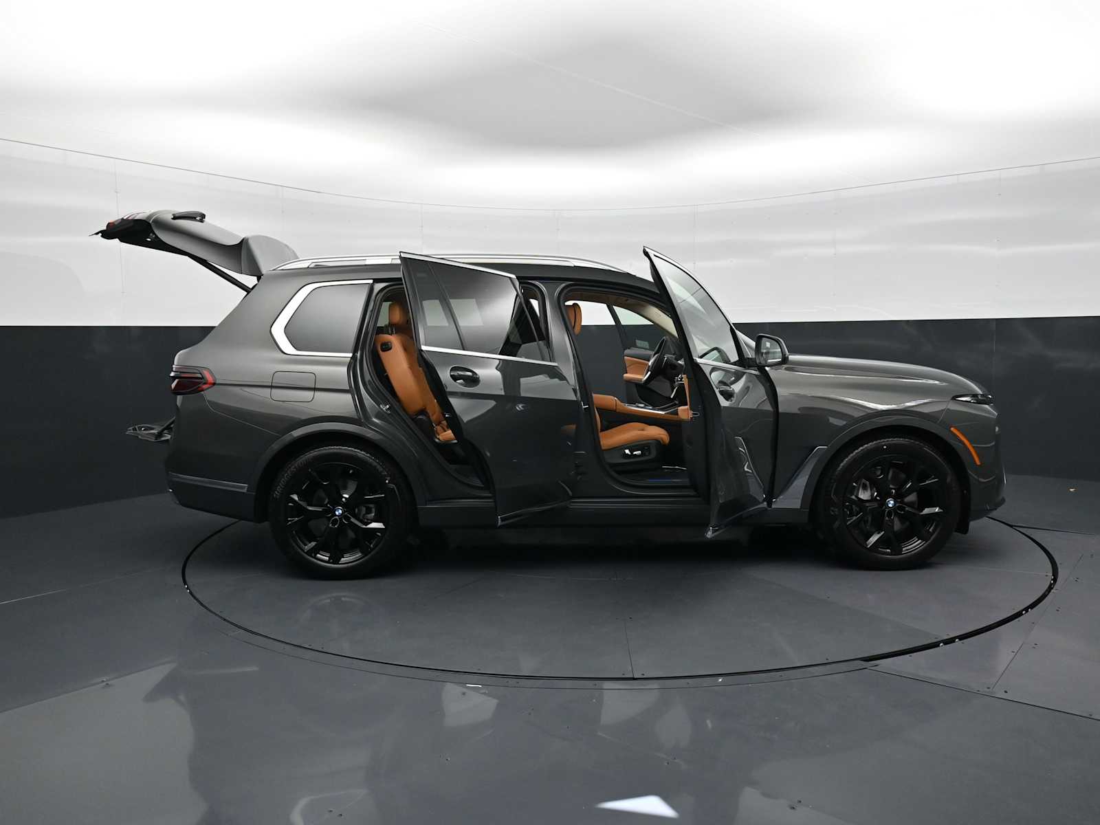 Thumbnail: 2027 BMW X7 - 36
