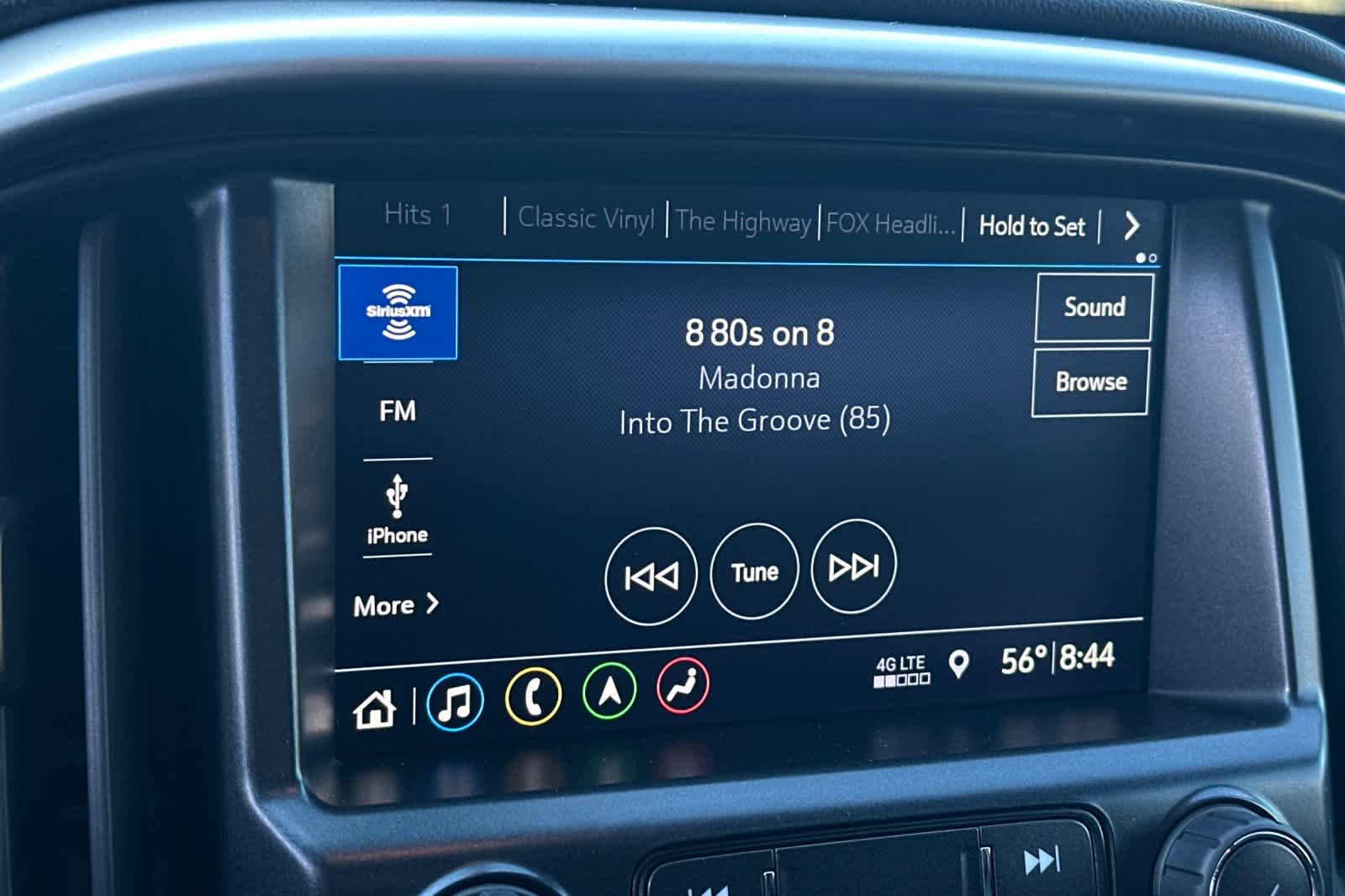 Thumbnail: 2022 Chevrolet Colorado - 20