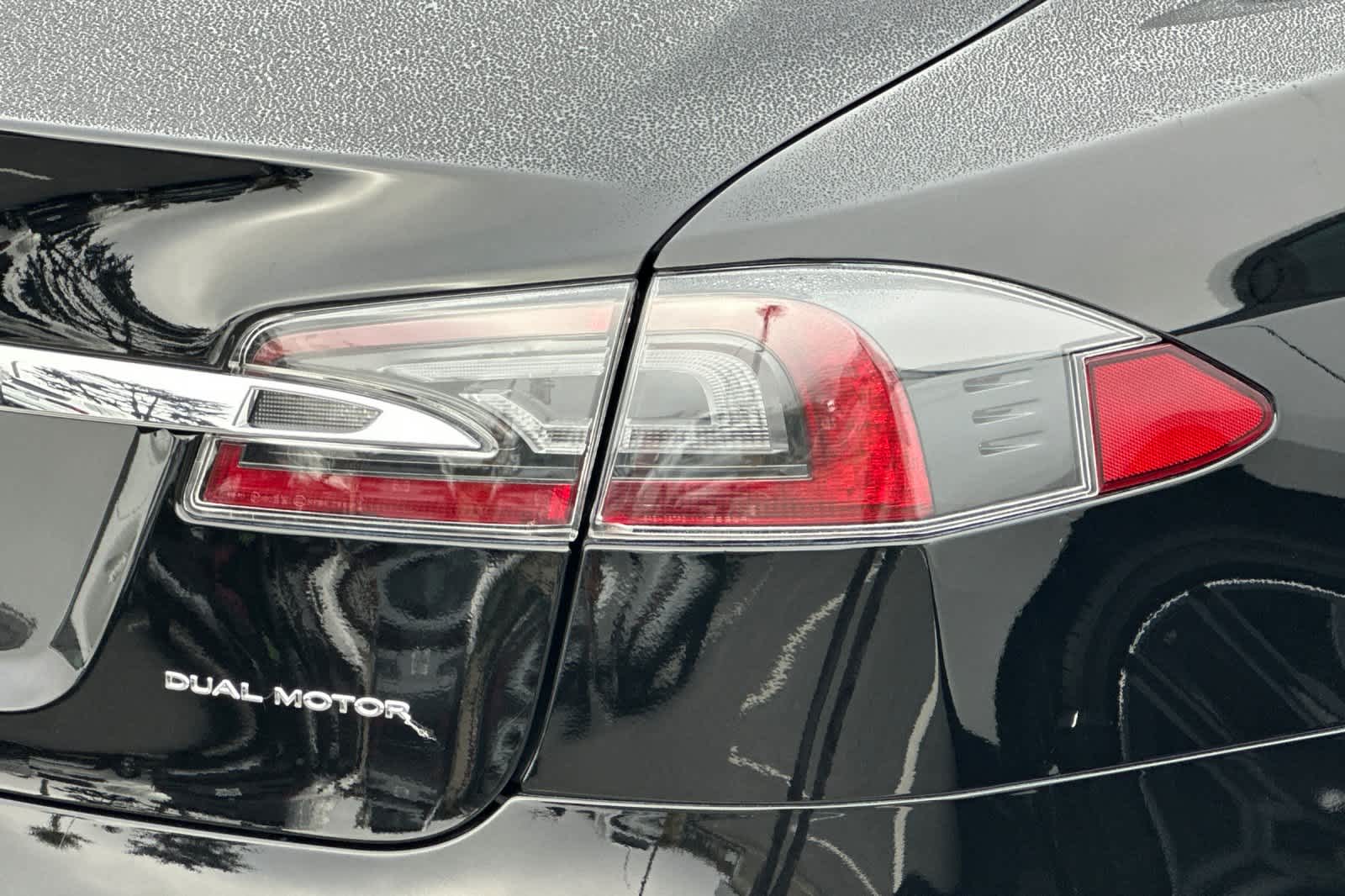 Thumbnail: 2020 Tesla Model S - 14